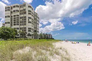 4051 Gulf Shore Blvd N, Naples, FL 34103 - Photo 29