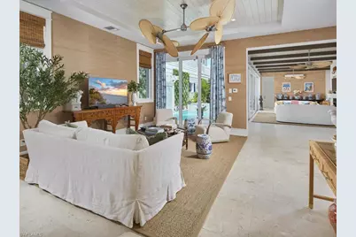 909 10th Ave S, Naples, FL 34102 - Photo 3