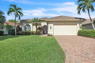 10879 Fieldfair Dr, Naples, FL 34119 - Photo 39