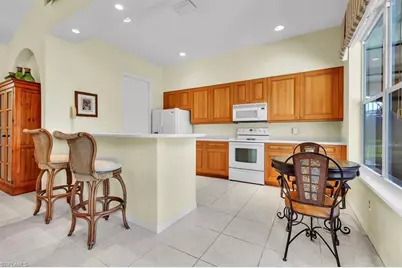 10879 Fieldfair Dr, Naples, FL 34119 - Photo 9
