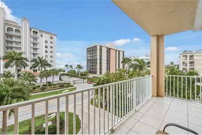 9566 Gulf Shore Dr #201, Naples, FL 34108 - Photo 21