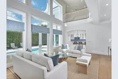 570 2nd Ave N, Naples, FL 34102 - Photo 5