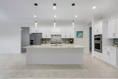 14386 Laguna Springs Ln, Naples, FL 34114 - Photo 9