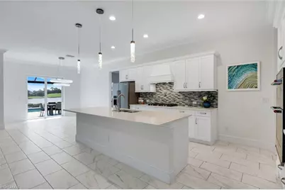 14386 Laguna Springs Ln, Naples, FL 34114 - Photo 11