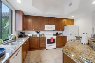 985 Sandpiper St #I204, Naples, FL 34102 - Photo 15