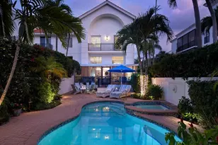 430 10th Ave S, Naples, FL 34102 - Photo 1