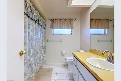 1909 SE 16th St, Cape Coral, FL 33990 - Photo 31