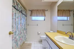 1909 SE 16th St, Cape Coral, FL 33990 - Photo 31