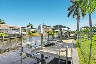 1909 SE 16th St, Cape Coral, FL 33990 - Photo 7