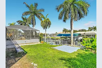 1909 SE 16th St, Cape Coral, FL 33990 - Photo 37