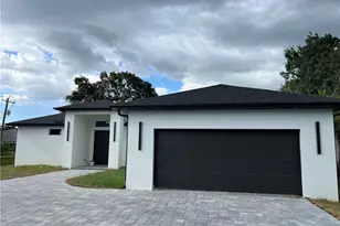 4727 Notthingham Dr, Fort Myers, FL 33905 - Photo 3