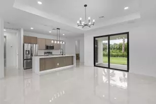 4727 Notthingham Dr, Fort Myers, FL 33905 - Photo 9