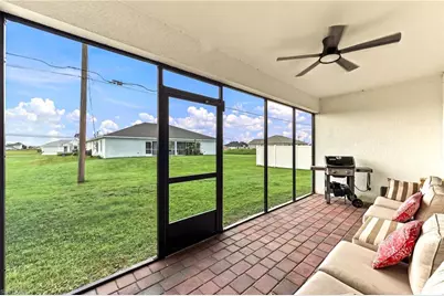 1813 NE 7th Pl, Cape Coral, FL 33909 - Photo 33