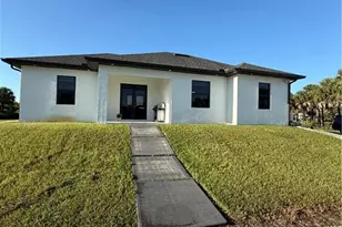 2641 36th Ave SE, Naples, FL 34117 - Photo 7