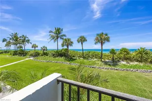 10475 Gulf Shore Dr, Naples, FL 34108 - Photo 23