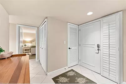10475 Gulf Shore Dr #114, Naples, FL 34108 - Photo 3