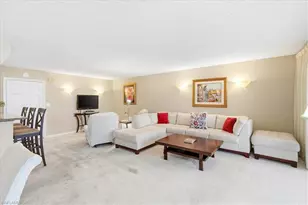 2600 Gulf Shore Blvd N, Naples, FL 34103 - Photo 9