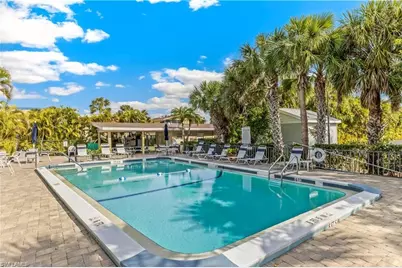 8127 Country Rd #203, Fort Myers, FL 33919 - Photo 11