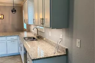 4163 Bluegrass Dr, Fort Myers, FL 33916 - Photo 9