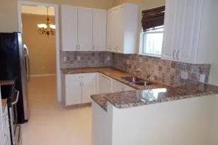 1445 Mariposa Cir, Naples, FL 34105 - Photo 5
