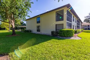 4241 Chantelle Dr, Naples, FL 34112 - Photo 29