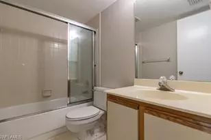 4241 Chantelle Dr, Naples, FL 34112 - Photo 23