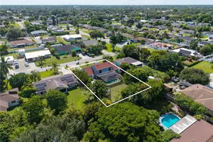 2281 53rd St SW, Naples, FL 34116 - Photo 33