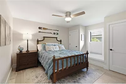 11532 Longshore Way W, Naples, FL 34119 - Photo 21