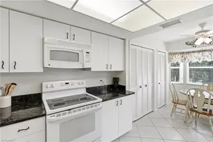 7300 Glenmoor Ln, Naples, FL 34104 - Photo 21