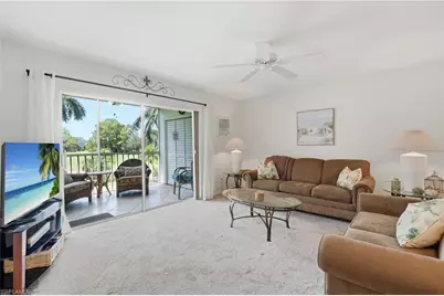 7300 Glenmoor Ln #205, Naples, FL 34104 - Photo 9