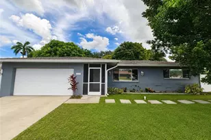 2124 41st Terrace SW, Naples, FL 34116 - Photo 17