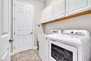 10600 Pistoia Dr, Fort Myers, FL 33913 - Photo 35