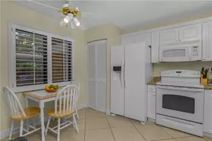 5708 Deauville Cir, Naples, FL 34112 - Photo 7