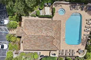 73 Silver Oaks Cir, Naples, FL 34119 - Photo 27