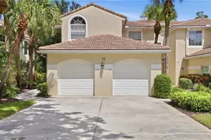 73 Silver Oaks Cir, Naples, FL 34119 - Photo 1