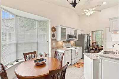 73 Silver Oaks Cir #10201, Naples, FL 34119 - Photo 5