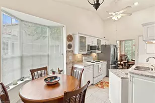 73 Silver Oaks Cir, Naples, FL 34119 - Photo 5