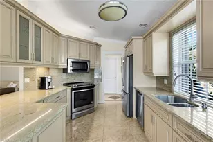 5808 Drummond Way, Naples, FL 34119 - Photo 7