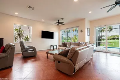 2252 Heritage Greens Dr, Naples, FL 34119 - Photo 9