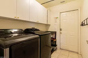 2252 Heritage Greens Dr, Naples, FL 34119 - Photo 25
