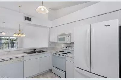 3250 Cypress Glen Way #421, Naples, FL 34109 - Photo 11