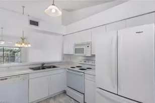 3250 Cypress Glen Way, Naples, FL 34109 - Photo 11