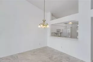 3250 Cypress Glen Way, Naples, FL 34109 - Photo 7