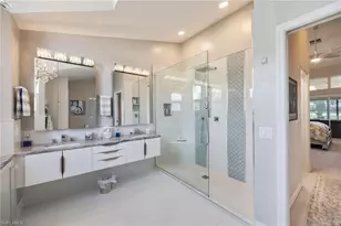 549 Eagle Creek Dr, Naples, FL 34113 - Photo 17
