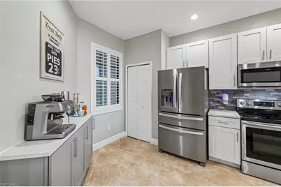 14966 Summit Place Cir, Naples, FL 34119 - Photo 5