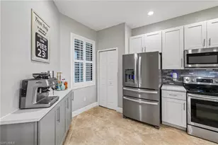 14966 Summit Pl Cir, Naples, FL 34119 - Photo 5