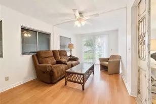 817 Cape Haze Ln, Naples, FL 34104 - Photo 15