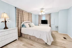 817 Cape Haze Ln, Naples, FL 34104 - Photo 17