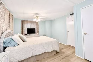 817 Cape Haze Ln, Naples, FL 34104 - Photo 19