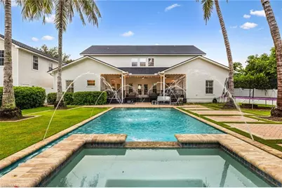 20661 Tanglewood Ln, Estero, FL 33928 - Photo 3